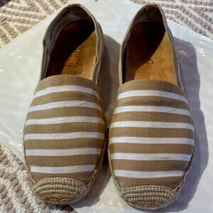 Vionic 356 Valeri Coast Women’s Shoes/Sand Strip Espadrille